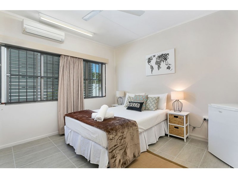 31 McLeod Street, Cairns City QLD 4870