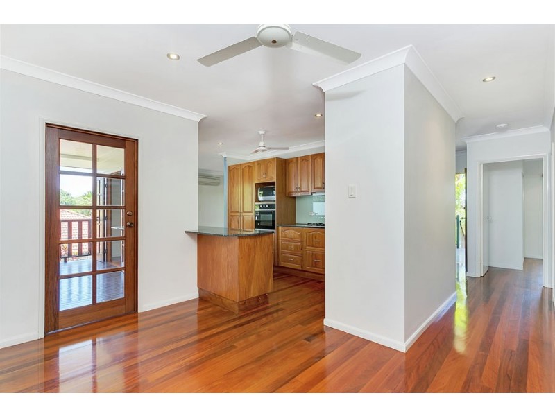 24 Macarthur Close, Palm Cove QLD 4879