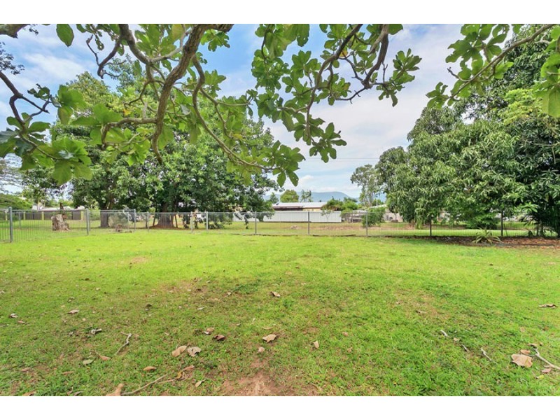 68 Irene Street, Mooroobool QLD 4870