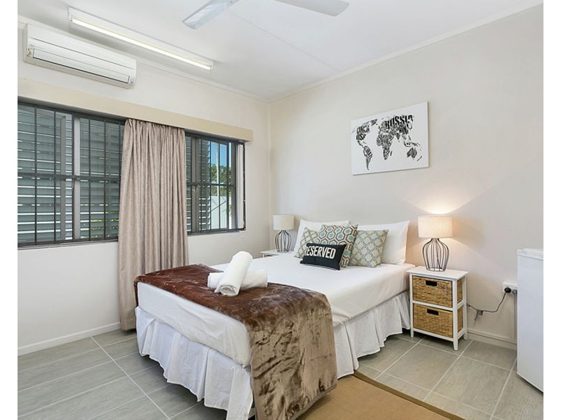 Cairns City QLD 4870