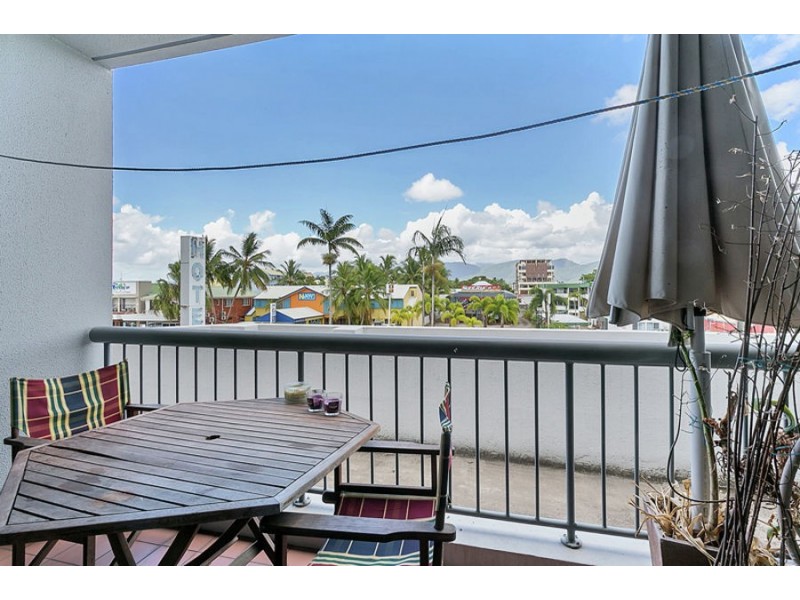 Cairns QLD 4870