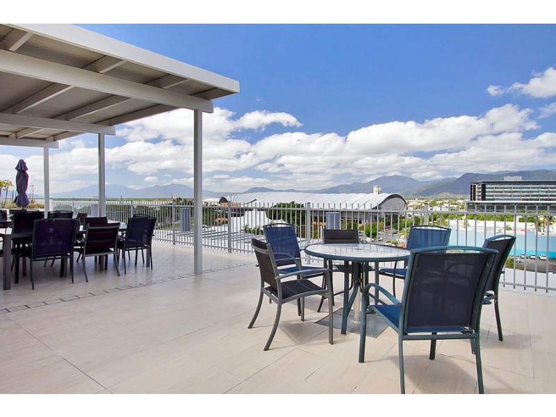 202/6 Lake Street, Cairns City QLD 4870