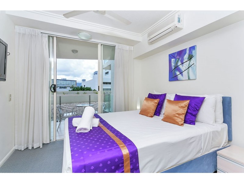 202/6 Lake Street, Cairns City QLD 4870