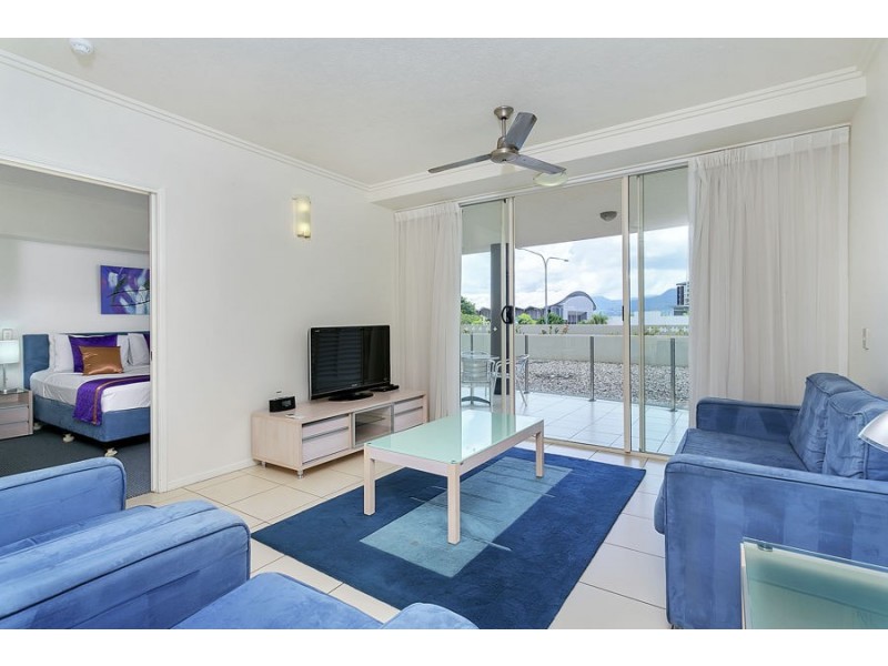 202/6 Lake Street, Cairns City QLD 4870