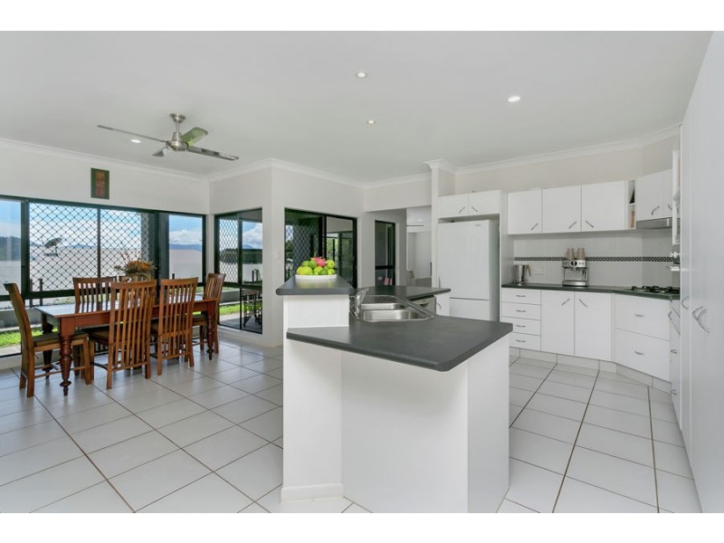 48 Flindersia Street, Redlynch QLD 4870