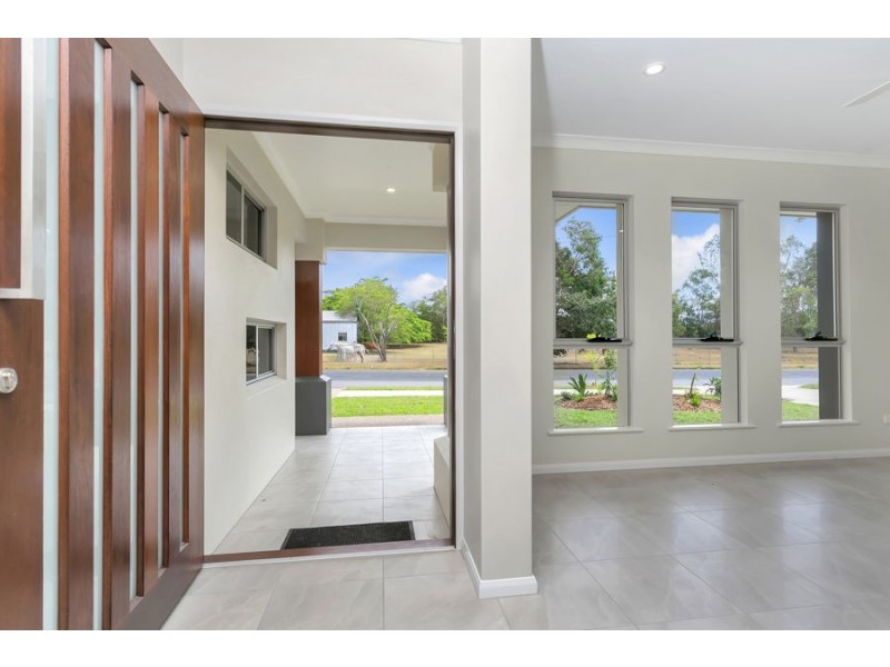 2 20-28 Fretwell Road, White Rock QLD 4868