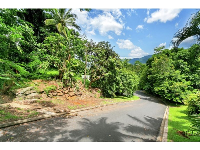 34 Junction Street, Edge Hill QLD 4870