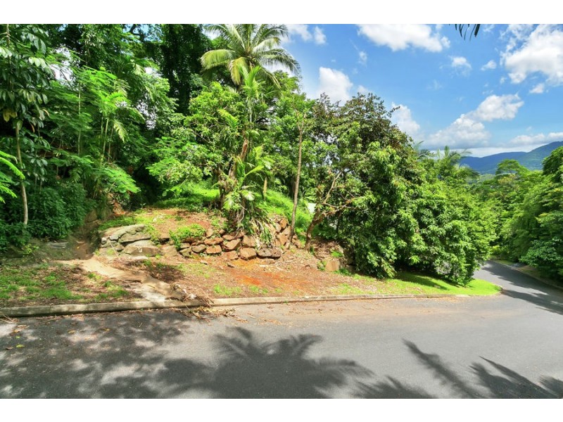 34 Junction Street, Edge Hill QLD 4870