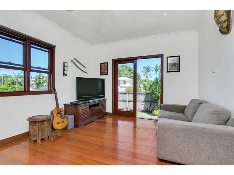14 Gough Street, Manunda QLD 4870