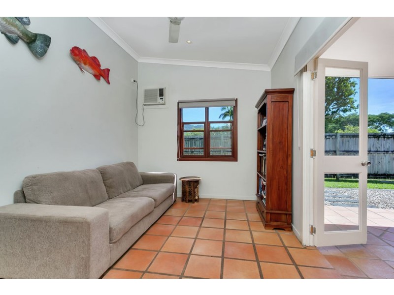 14 Gough Street, Manunda QLD 4870