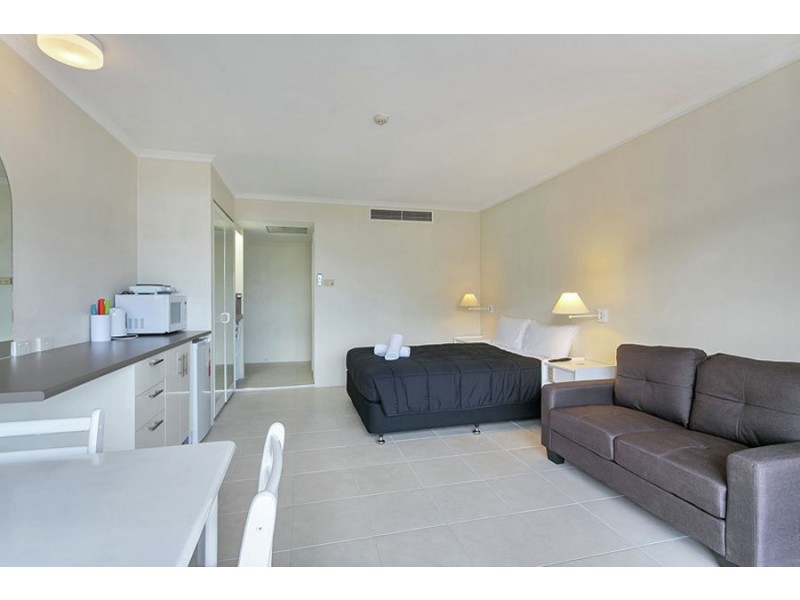 136 Sheridan Street, Cairns City QLD 4870