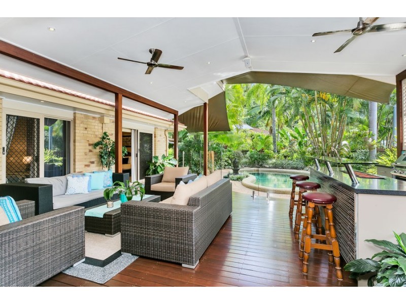 15 Knight Road, Smithfield QLD 4878