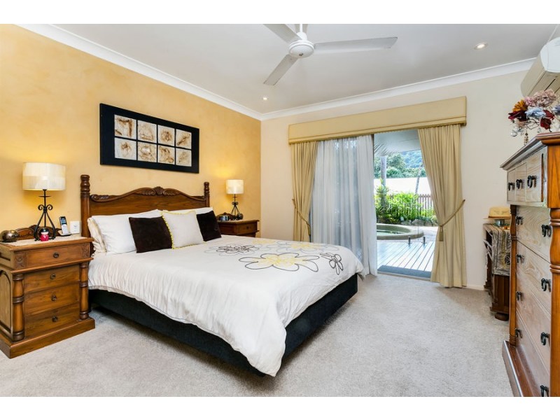 15 Knight Road, Smithfield QLD 4878