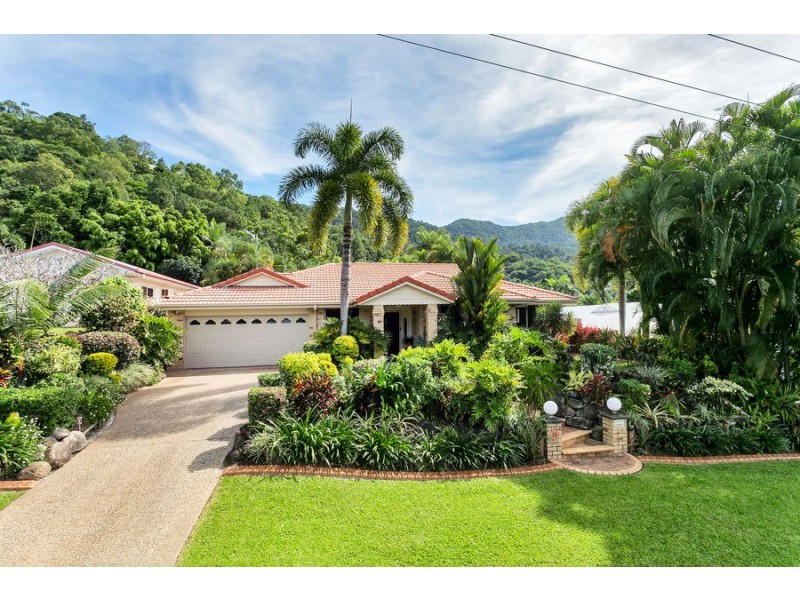 15 Knight Road, Smithfield QLD 4878