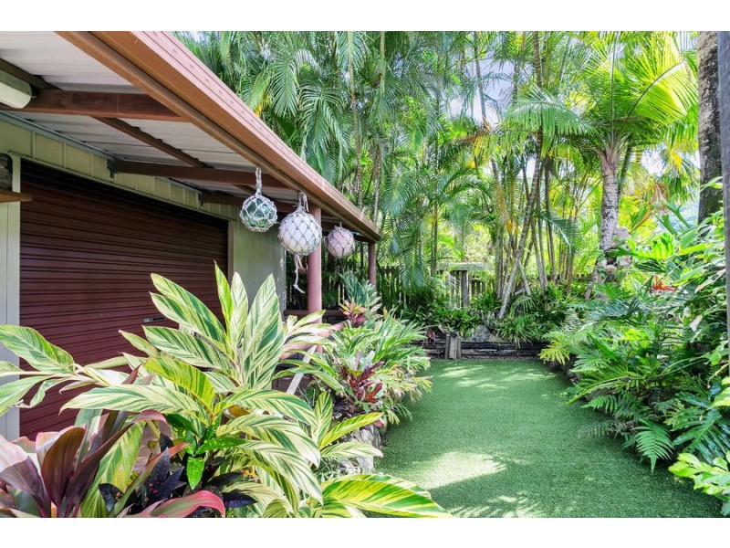 15 Knight Road, Smithfield QLD 4878