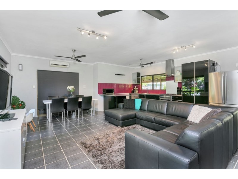 9 Sirius Street, Bentley Park QLD 4869