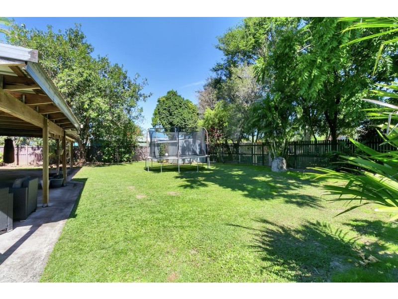 9 Sirius Street, Bentley Park QLD 4869