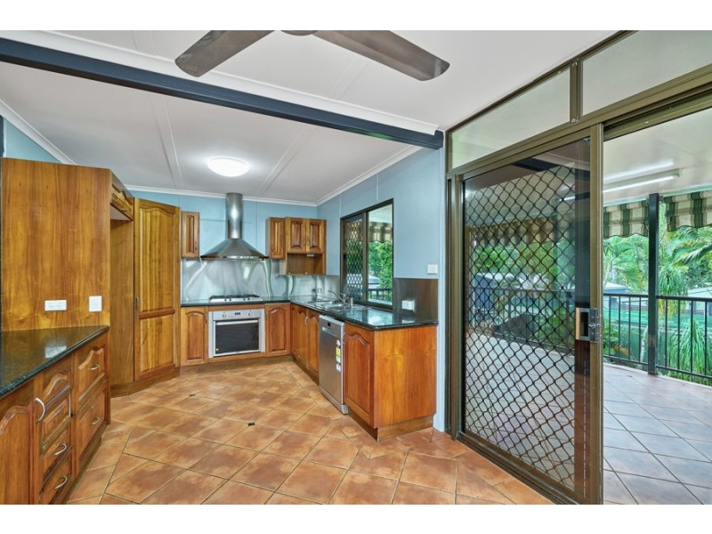 50 Oleander Street, Holloways Beach QLD 4878