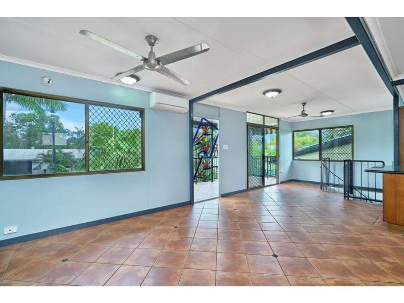 50 Oleander Street, Holloways Beach QLD 4878