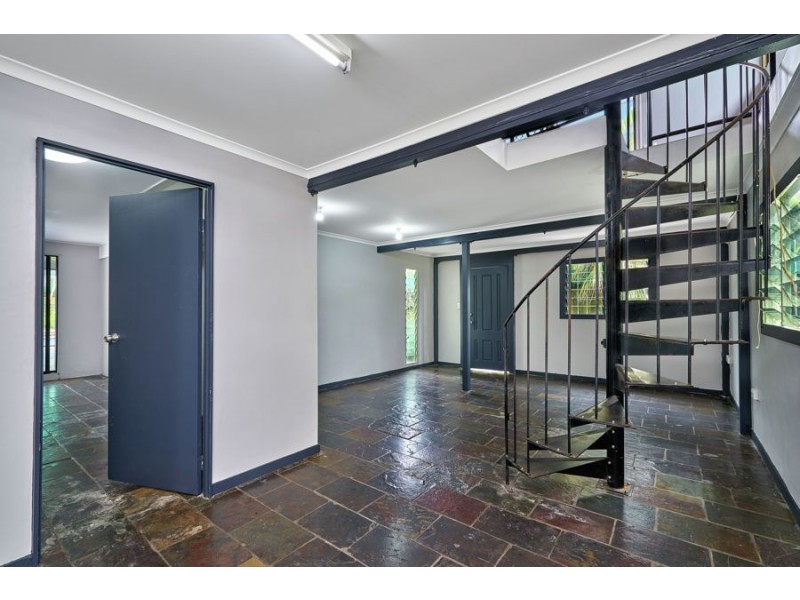 50 Oleander Street, Holloways Beach QLD 4878