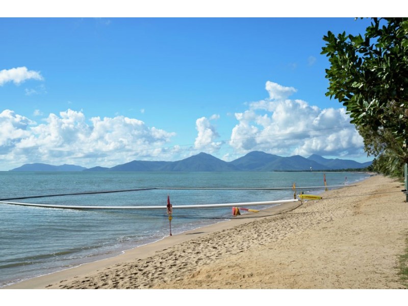 50 Oleander Street, Holloways Beach QLD 4878