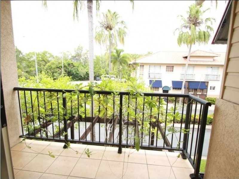 108/2 Greenslopes Street, Cairns North QLD 4870