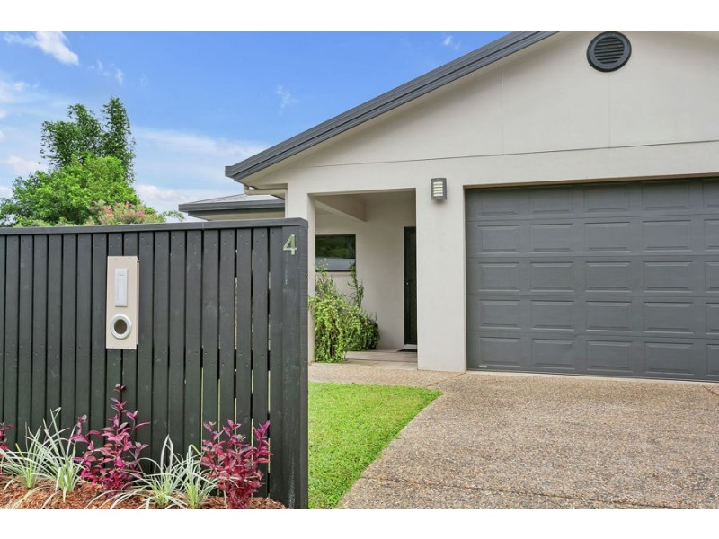 4 Whela Close, Bentley Park QLD 4869