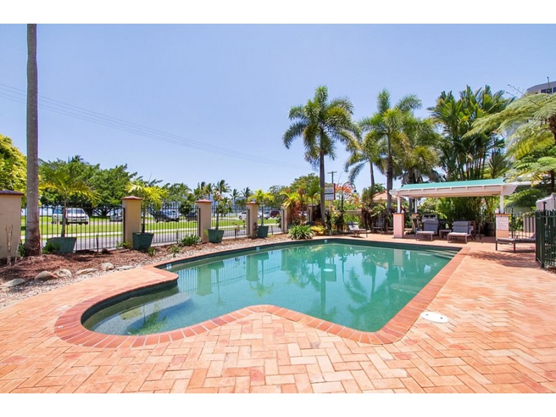 11 233 Esplanade, Cairns North QLD 4870