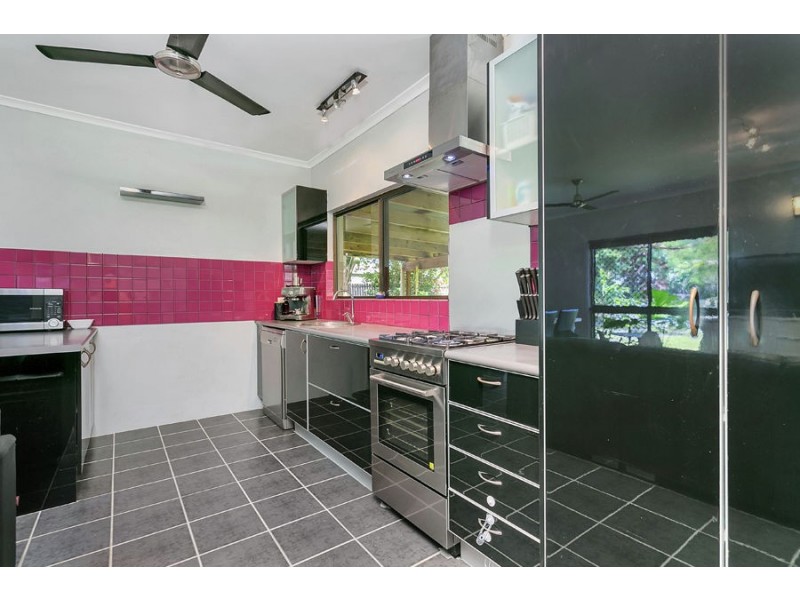 9 Sirius Street, Bentley Park QLD 4869