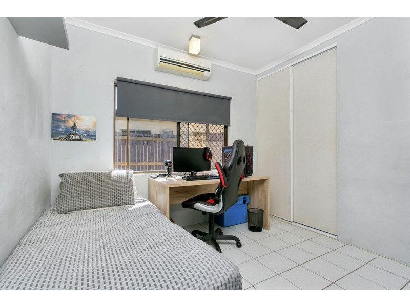 9 Sirius Street, Bentley Park QLD 4869
