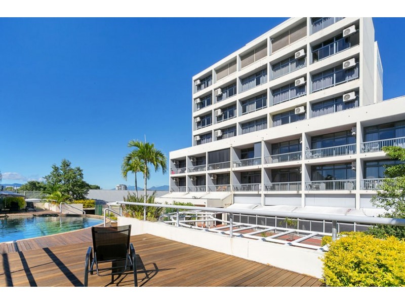 41 136 Sheridan Street, Cairns North QLD 4870
