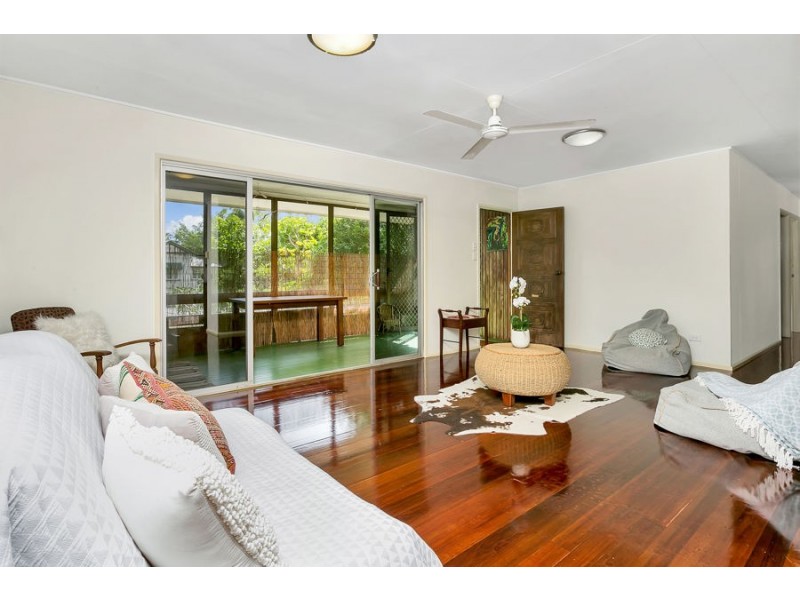 75 MacIlwraith Street, Manoora QLD 4870