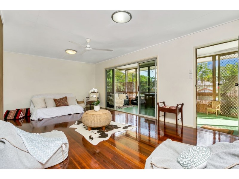 75 MacIlwraith Street, Manoora QLD 4870