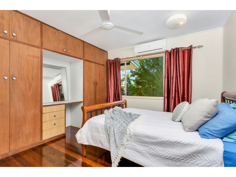 75 MacIlwraith Street, Manoora QLD 4870