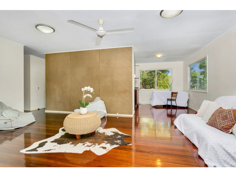 75 MacIlwraith Street, Manoora QLD 4870