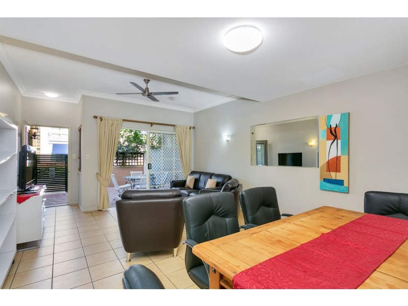 107/2 Greenslopes Street, Cairns North QLD 4870