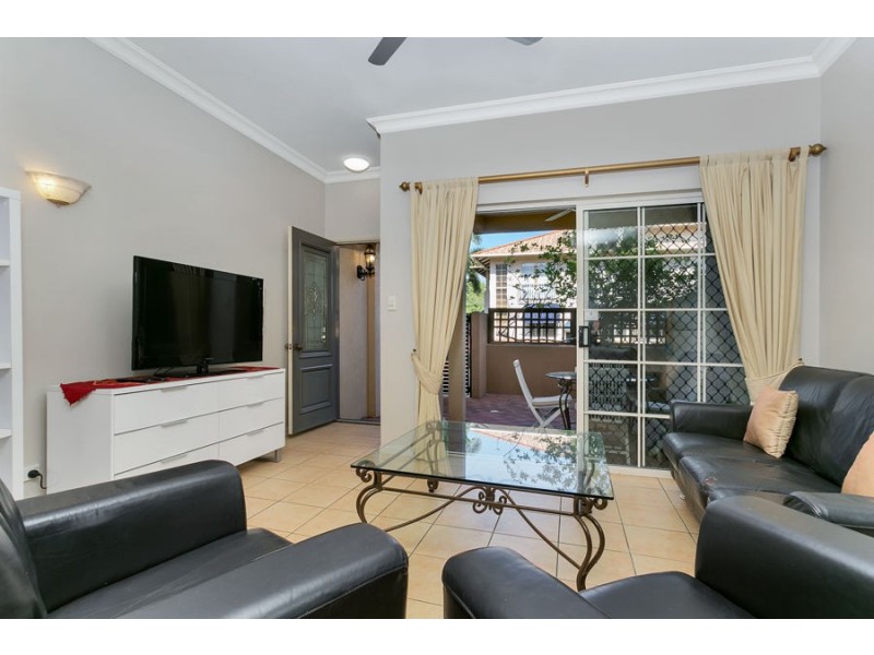 107/2 Greenslopes Street, Cairns North QLD 4870