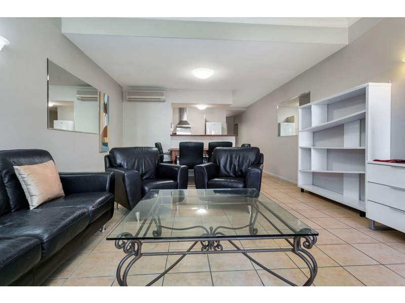 107/2 Greenslopes Street, Cairns North QLD 4870