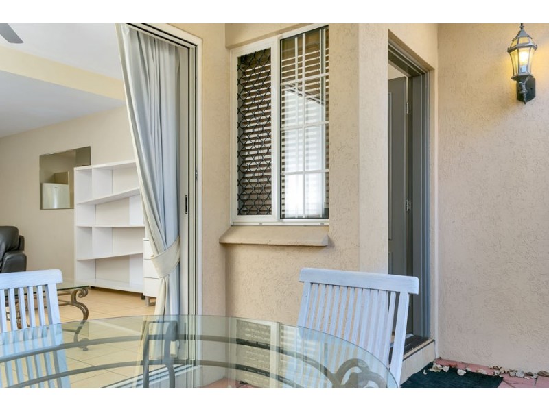 107/2 Greenslopes Street, Cairns North QLD 4870