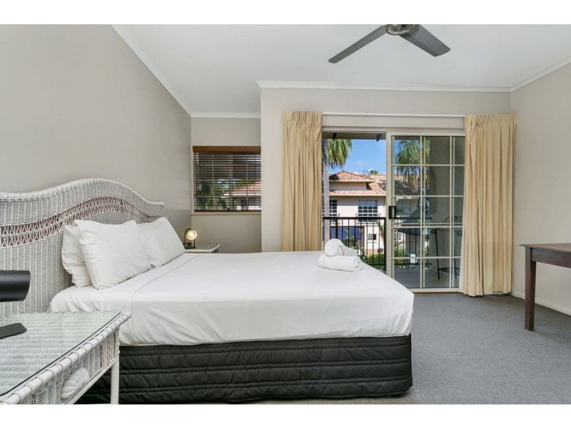 107/2 Greenslopes Street, Cairns North QLD 4870