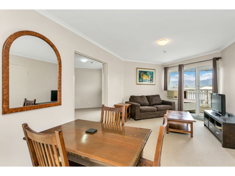 130/166-168 Lake Street, Cairns North QLD 4870