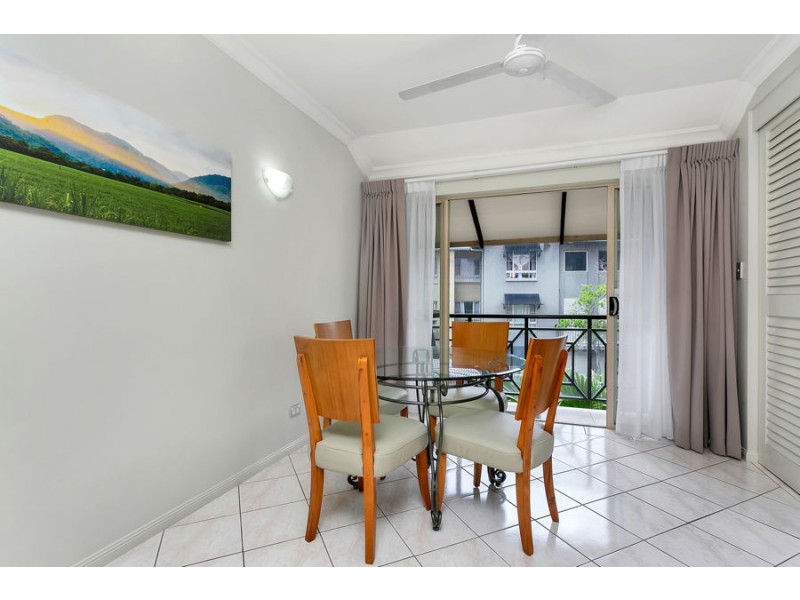 1632/2 Greenslopes Street, Cairns North QLD 4870