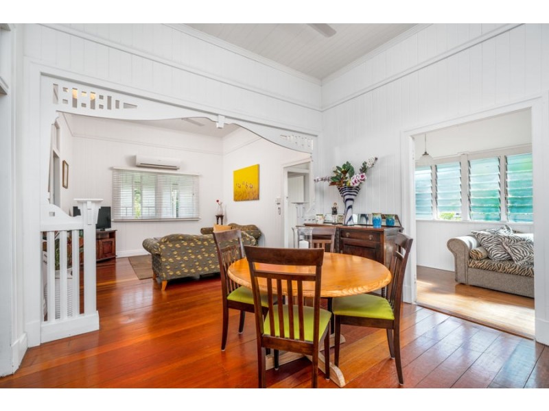 6 Brisbane Street, Parramatta Park QLD 4870