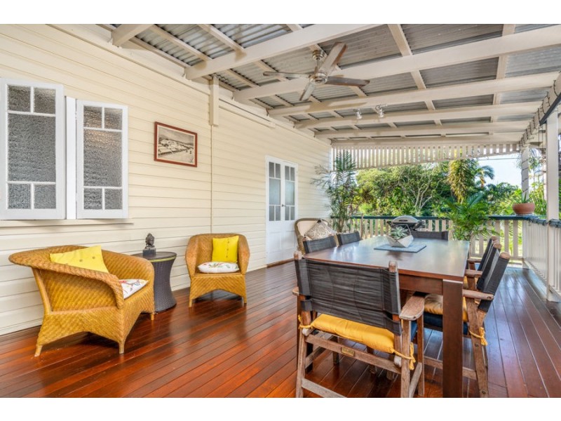 6 Brisbane Street, Parramatta Park QLD 4870