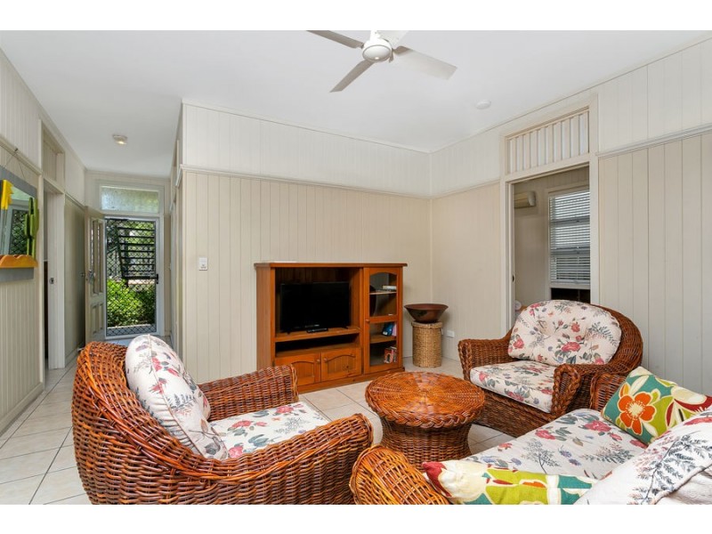 4/9 Grimshaw Street, Parramatta Park QLD 4870