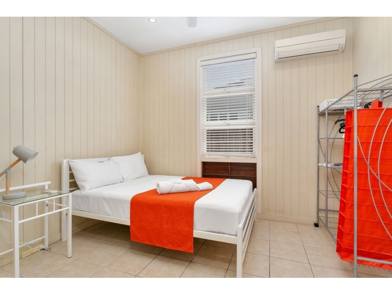 4/9 Grimshaw Street, Parramatta Park QLD 4870