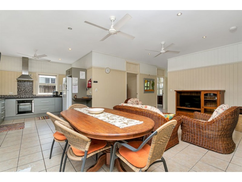 4/9 Grimshaw Street, Parramatta Park QLD 4870