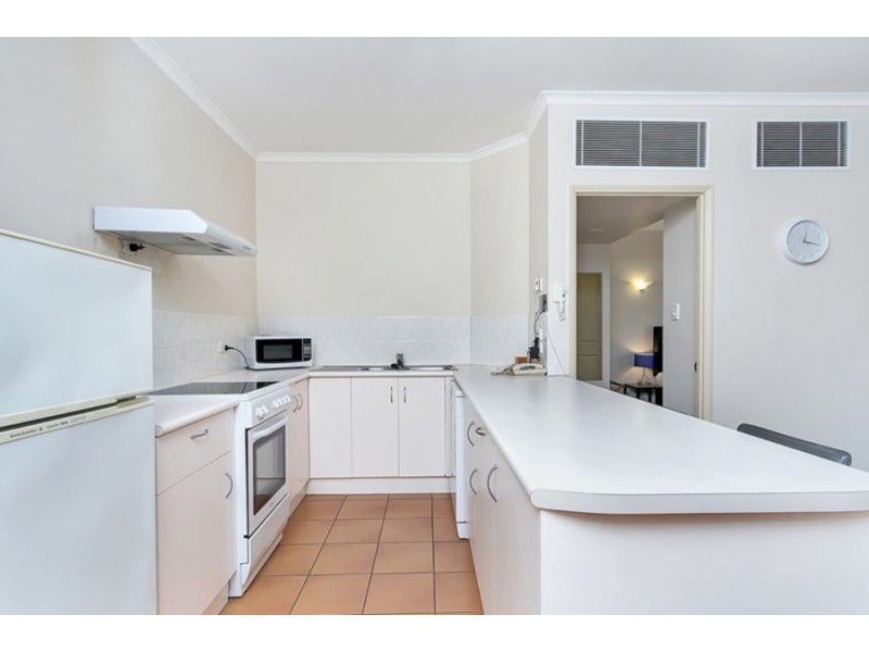 110/294-298 Sheridan Street, Cairns North QLD 4870