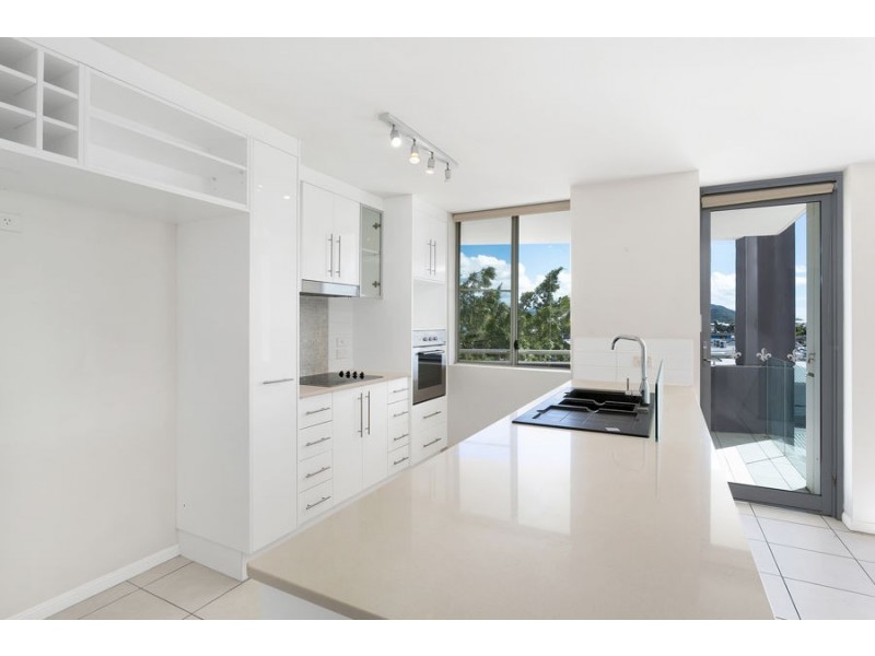 401/23-27 Mcleod Street, Cairns City QLD 4870