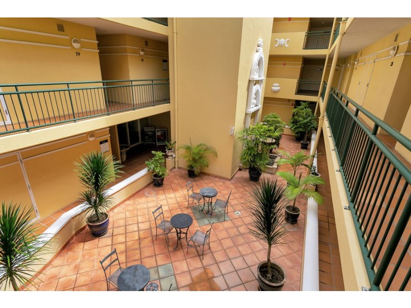 23/62 Abbott Street, Cairns City QLD 4870